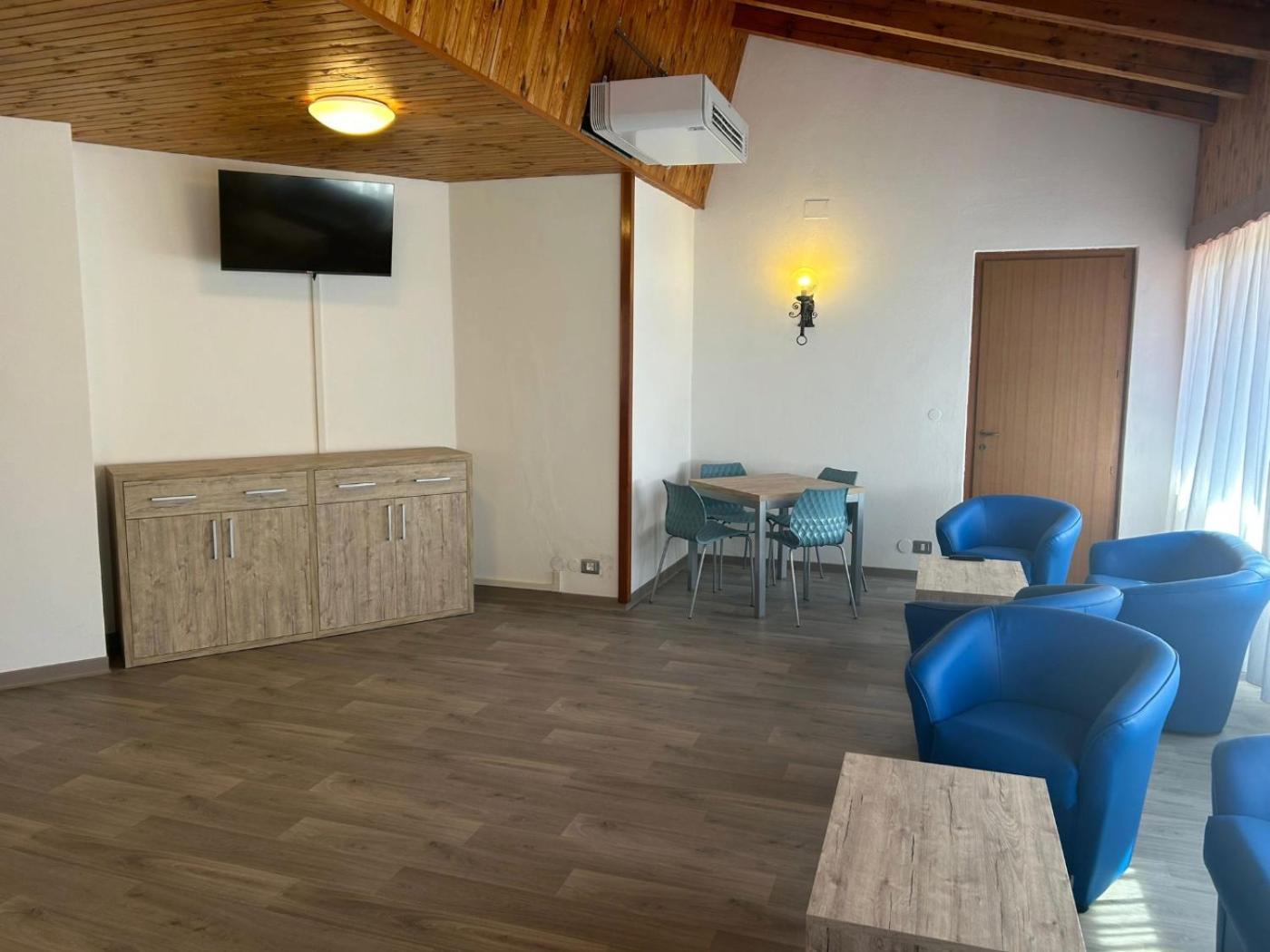 Bella Italia & Efa Village Forni Avoltri Exterior photo