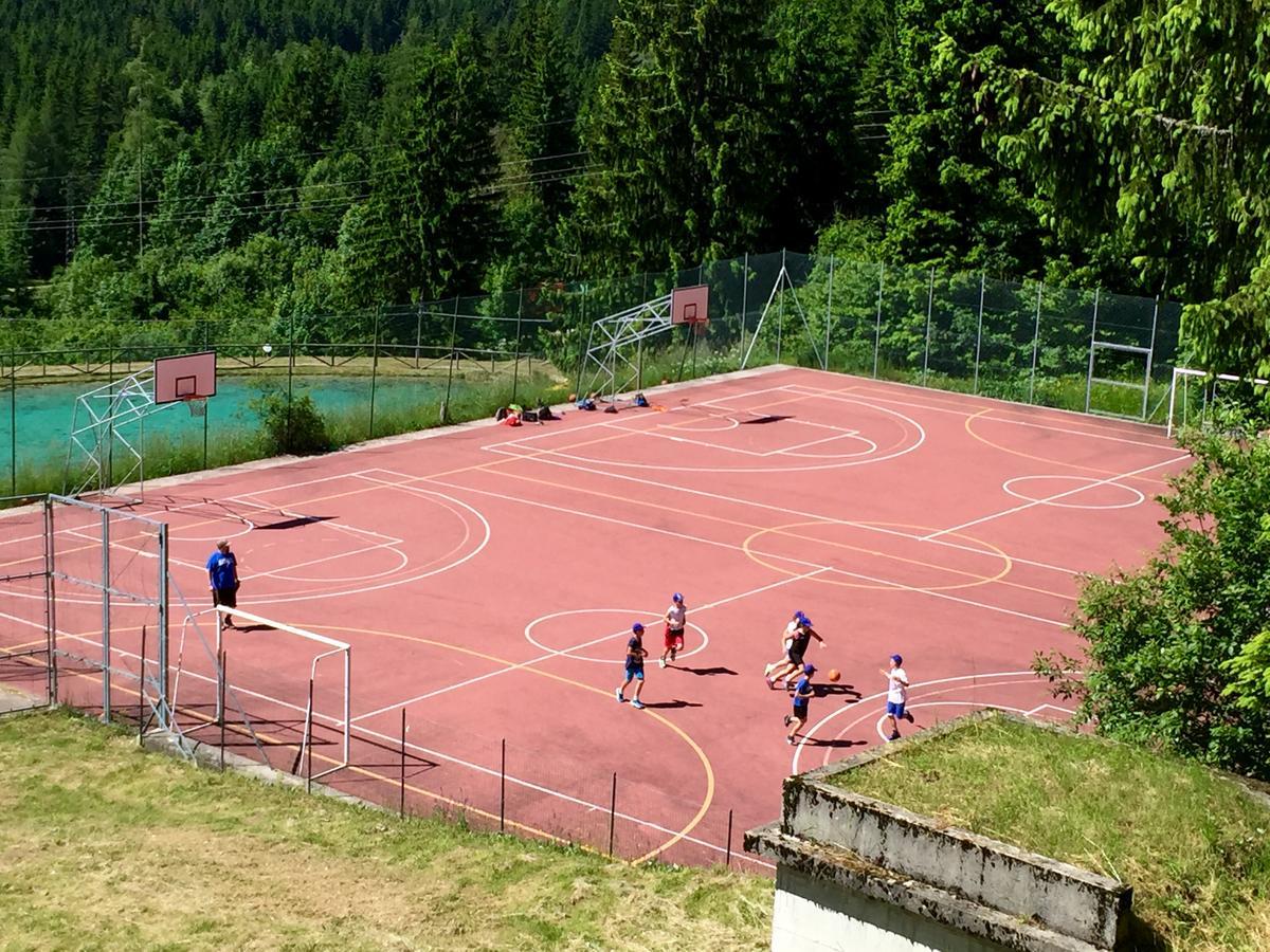 Bella Italia & Efa Village Forni Avoltri Exterior photo